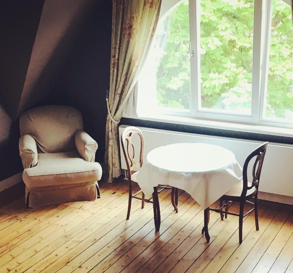 וורנה B&B 'T Kasteel & 'T Koetshuys מראה חיצוני תמונה