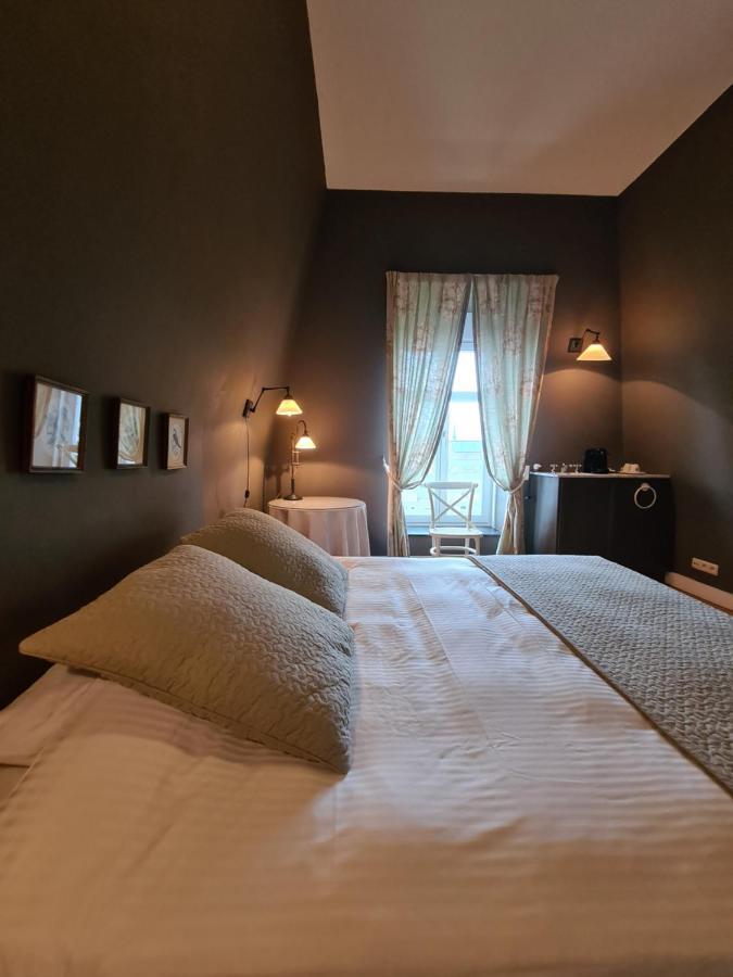 וורנה B&B 'T Kasteel & 'T Koetshuys מראה חיצוני תמונה