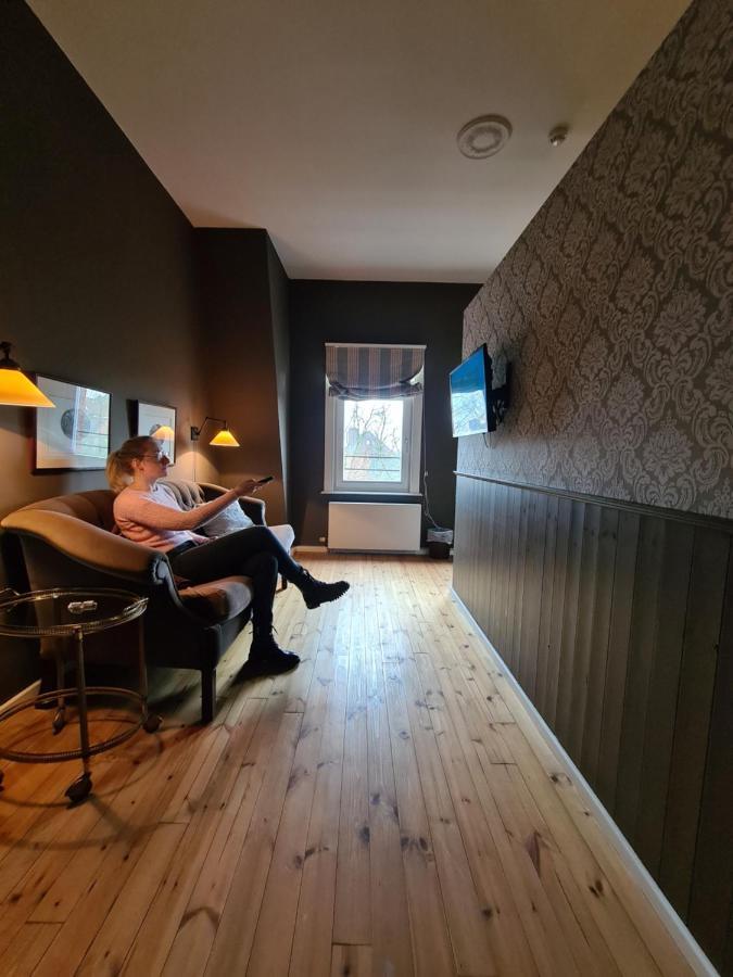 וורנה B&B 'T Kasteel & 'T Koetshuys מראה חיצוני תמונה