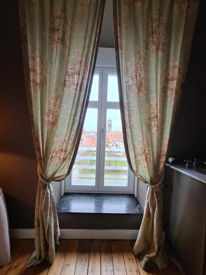 וורנה B&B 'T Kasteel & 'T Koetshuys מראה חיצוני תמונה