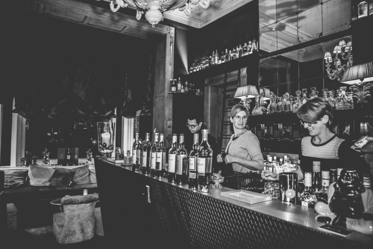 וורנה B&B 'T Kasteel & 'T Koetshuys מראה חיצוני תמונה